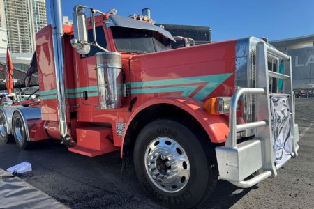 Gripower Tires Take Center Stage at SEMA Show with Thrilling Truck Drift Performance